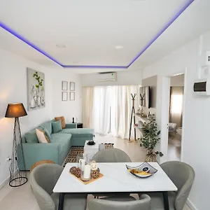 Lazuli & Pool 501 Larnaca