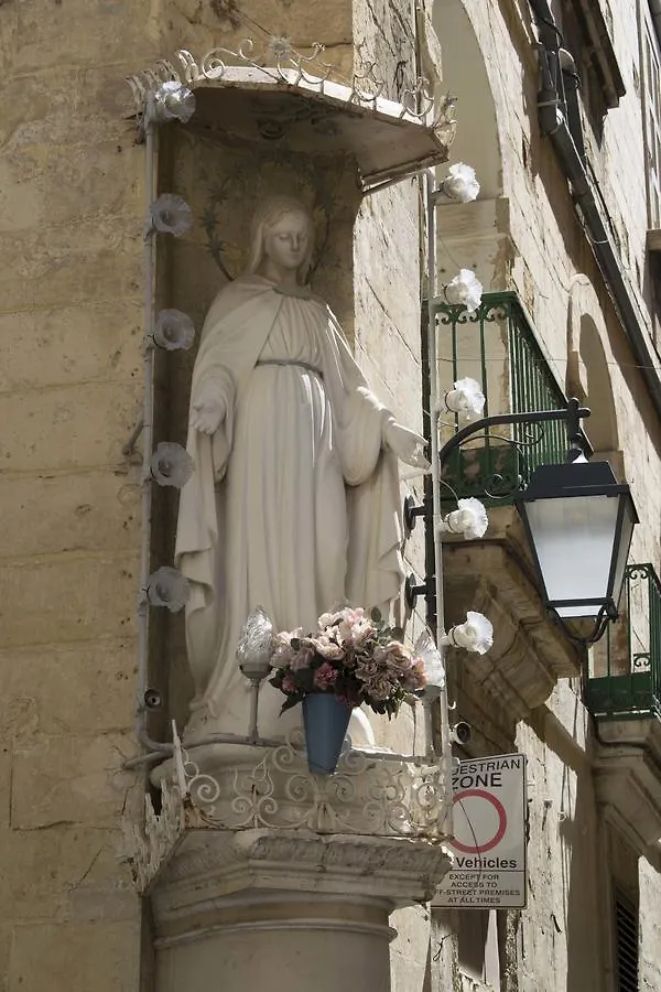 Vincenti Strait Street Suite Valletta Apartament