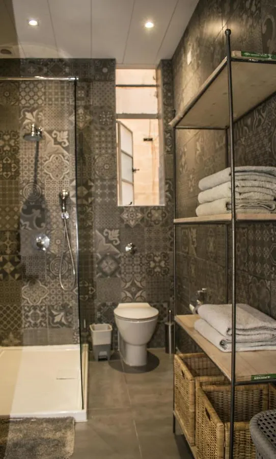 Vincenti Strait Street Suite Valletta Apartament